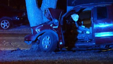Wednesday early morning single-vehicle crash in Omaha results with one person injured, report