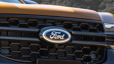 Ford doesn’t deliver vehicles – they don’t have logos