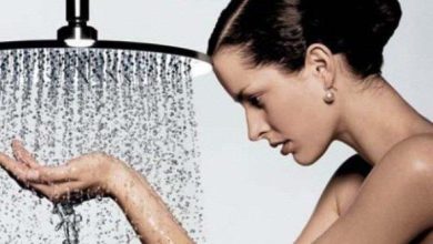 Clinical psychologist and sleep expert reveals what is the best time to take a shower
